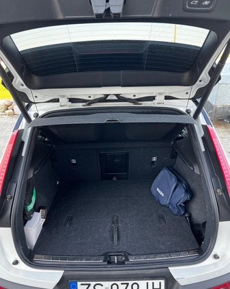 Volvo XC 40 cena 123000 przebieg: 166000, rok produkcji 2018 z Lewin Brzeski małe 232